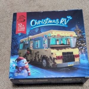 Cousin Eddie's RV Building Boat Set With LED Lighting